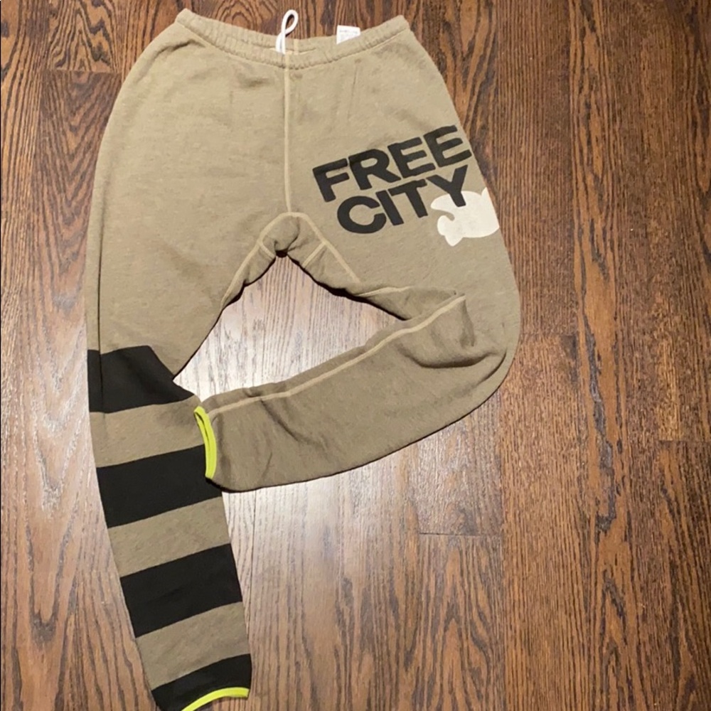 FREECITY Superfluxx Lux Legwarmers